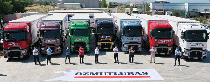 DNT Uluslararası Nakliyat Filosuna 30 Yeni Renault Trucks Çekici