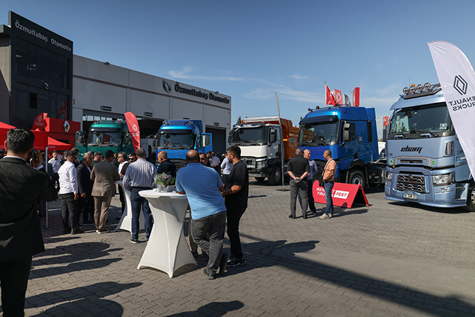 renault-trucks-fest-07.jpg