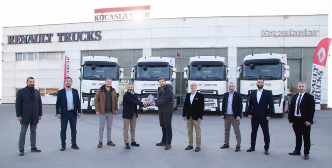 LGT Lojistik Filosunu Yeni Renault Trucks T Serisi İle Güçlendirdi