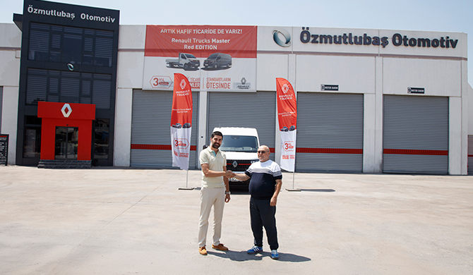 Ege Bölgesi'nin ilk Renault Trucks Master Red EDITION'ı ÖKN Lojistik Filosuna Katıldı