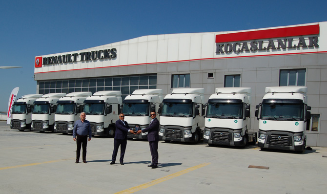 Meryıldız Lojistik 25 Adet Renault Trucks Çekiciyi Daha Filosuna Katıyor