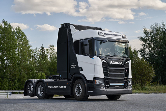 Toyota’nın Hidrojen Teknolojisi Scania Kamyonlarında Test Edilecek Toyota’nın Hidrojen Teknolojisi Scania Kamyonlarında Test Edilecek