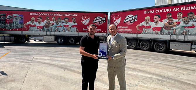 Schmitz Cargobull’dan Daren Lojistik’e 15 Treyler Teslimatı Schmitz Cargobull’dan Daren Lojistik’e 15 Treyler Teslimatı