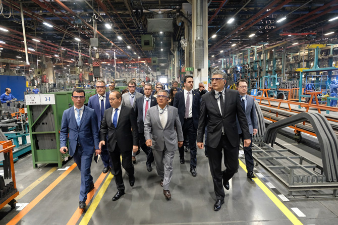 Tataristan Cumhurbaşkanı Mercedes-Benz Türk Fabrikası’nı Ziyaret Etti