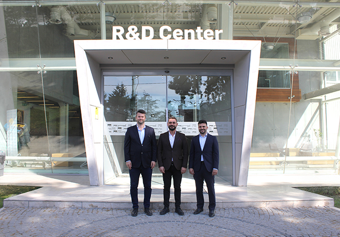 Tırsan, Dexco Global Filosuna 15 Araç Teslim Etti Tırsan, Dexco Global Filosuna 15 Araç Teslim Etti