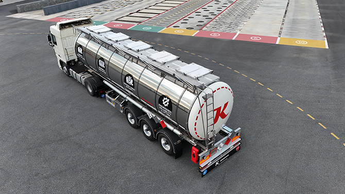 tirsan-iaa-5.jpg