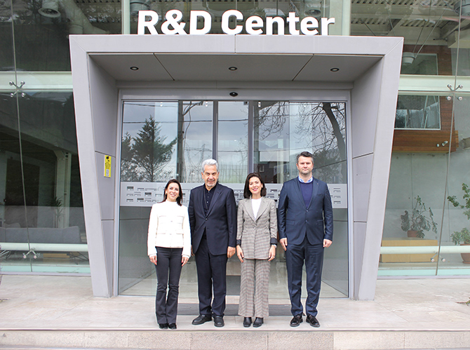 Tırsan’dan Kochex’e 12 Araçlık Teslimat