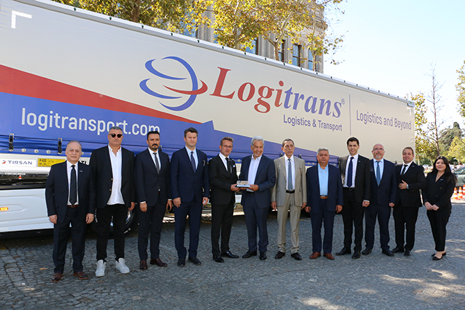 Tırsan, Logitrans Lojistik’e 150 Tren Yüklemeli Treyler Teslim Etti