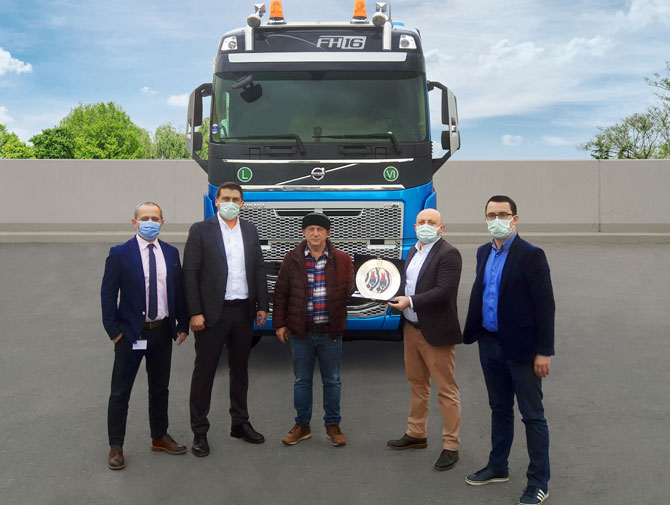 Zafer Kardeşler Uluslararası Ağır Nakliyat Yine Volvo Trucks’ı Tercih Etti